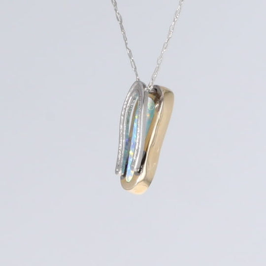 Opal Pendant Inlaid Single Sandal Design