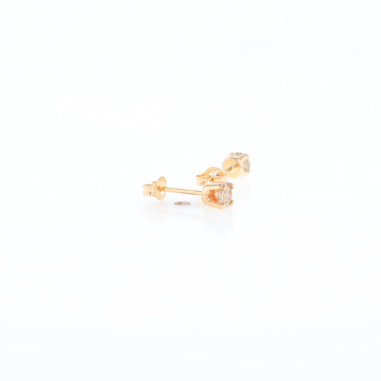 0.30ctw Diamond Stud Earrings