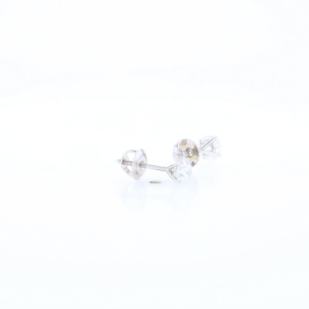 1.06ctw Diamond Stud Earrings