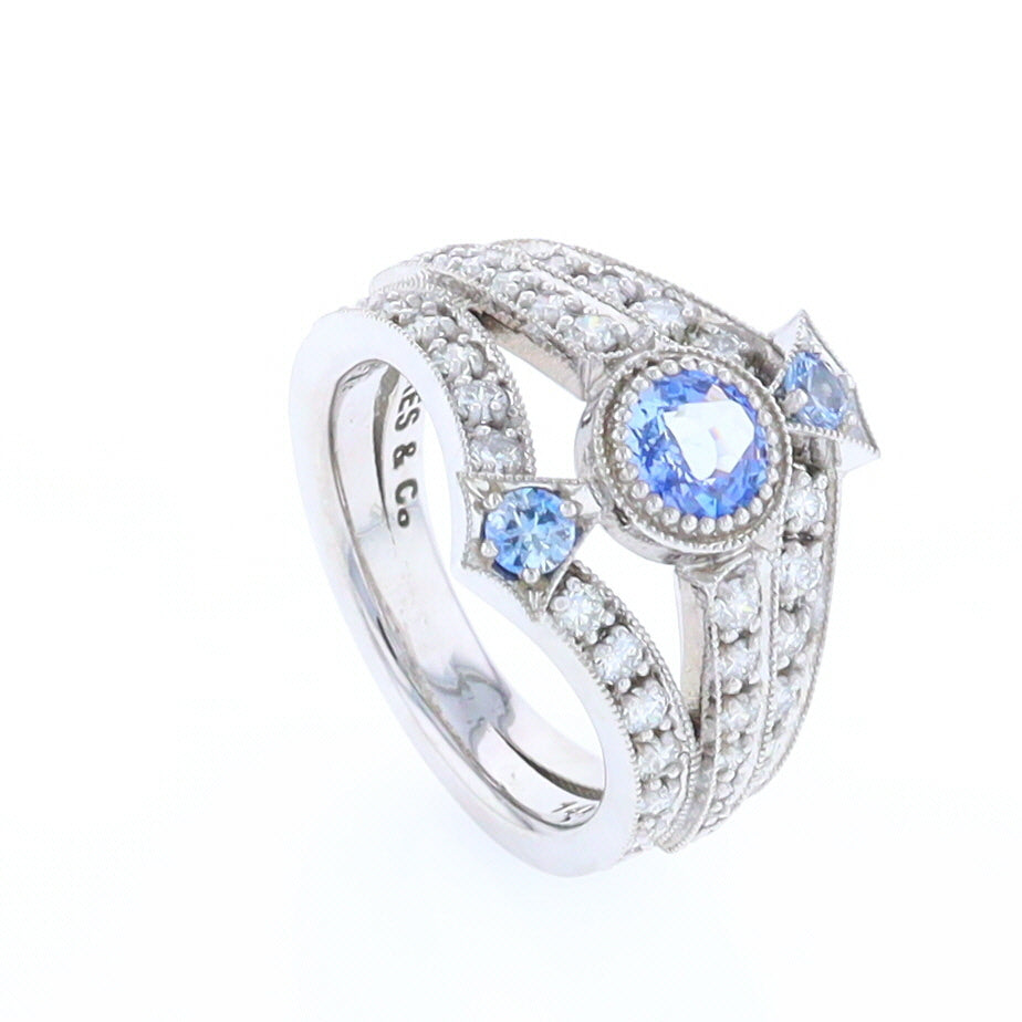 The Queen's Ring - Ceylon Sapphire