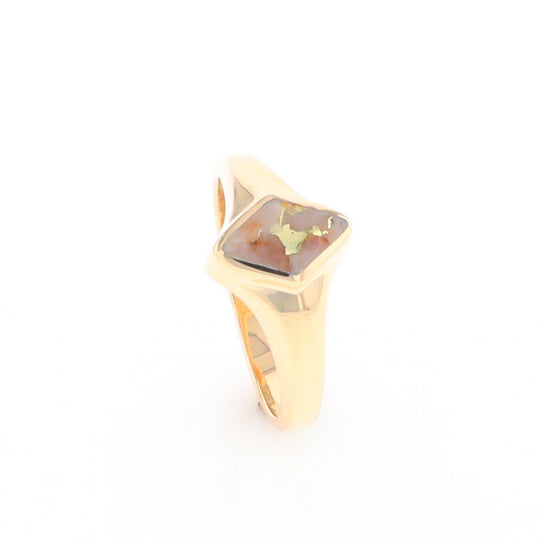 Gold Quartz Ring Diamond Shape Inlaid Design