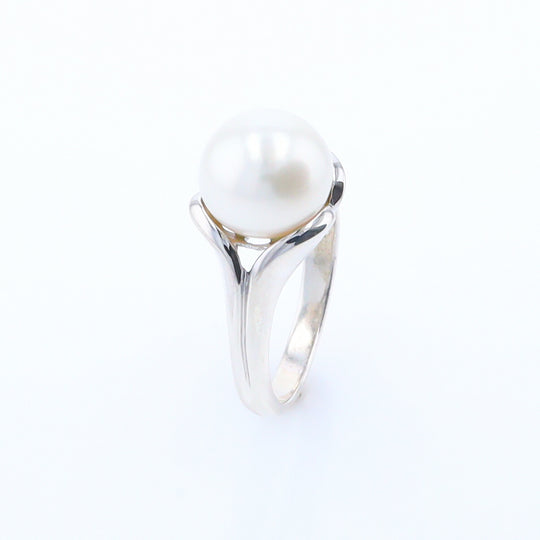 Solitaire Pearl Ring