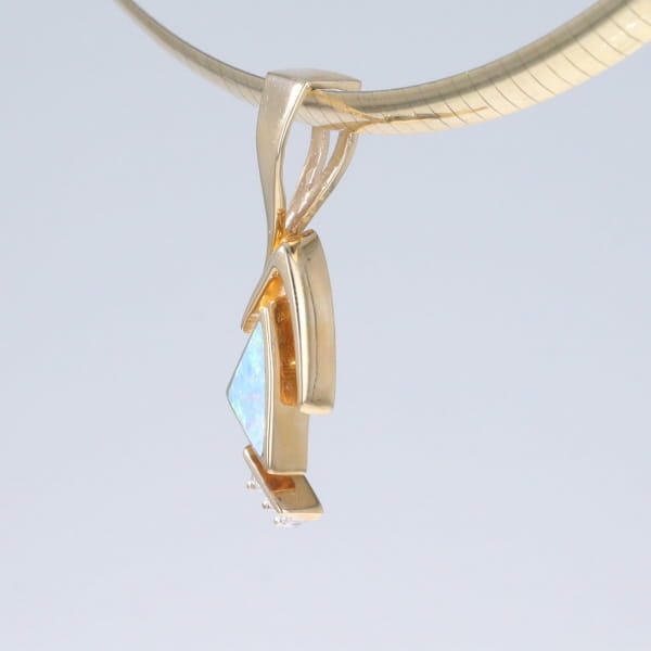 Opal Pendant Triangle Inlaid Design with .07ctw Round Diamonds