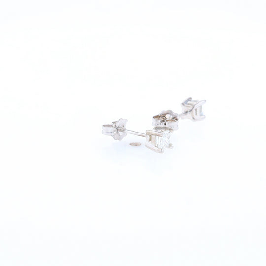 0.51ctw Diamond Stud Earrings