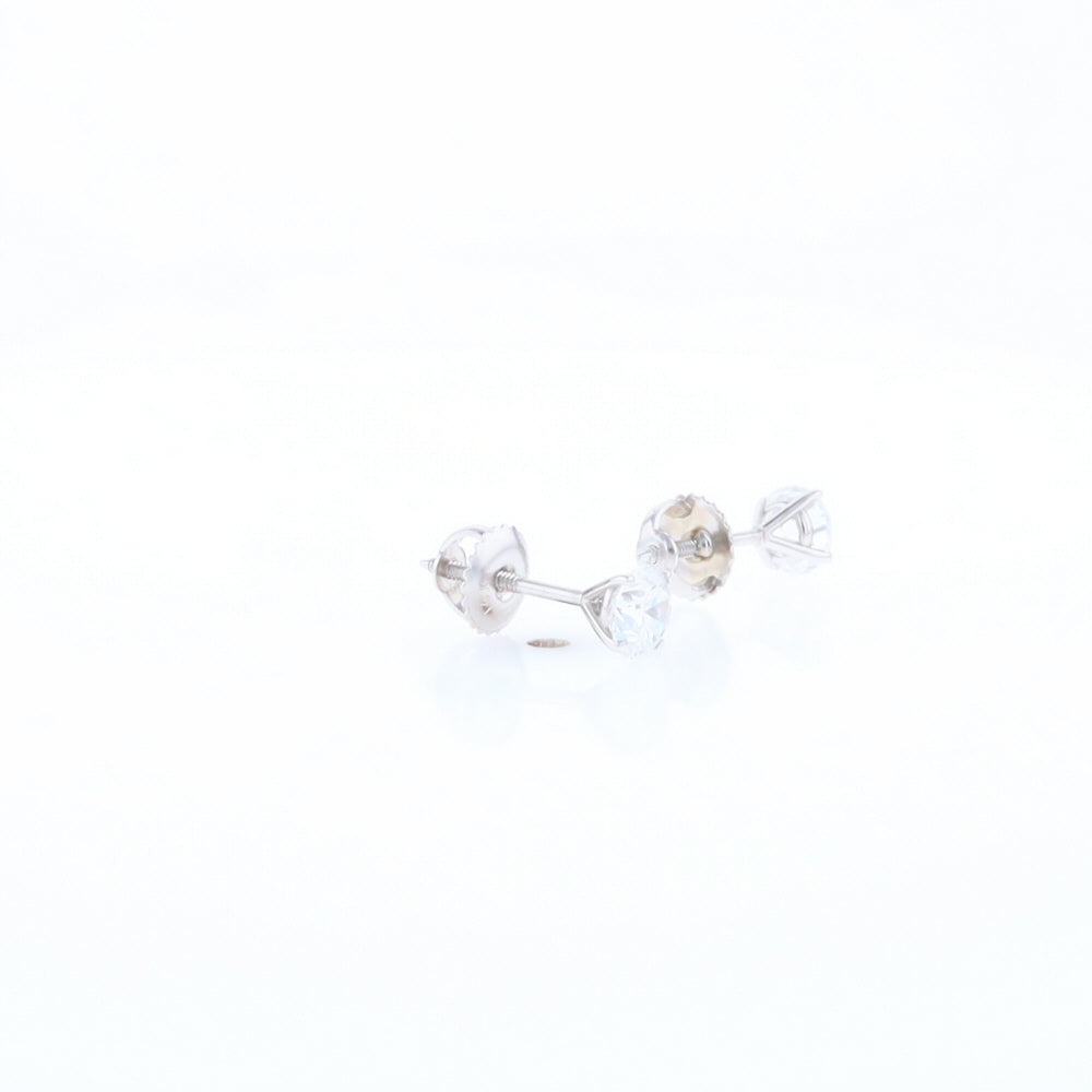 1.06ctw Diamond Stud Earrings