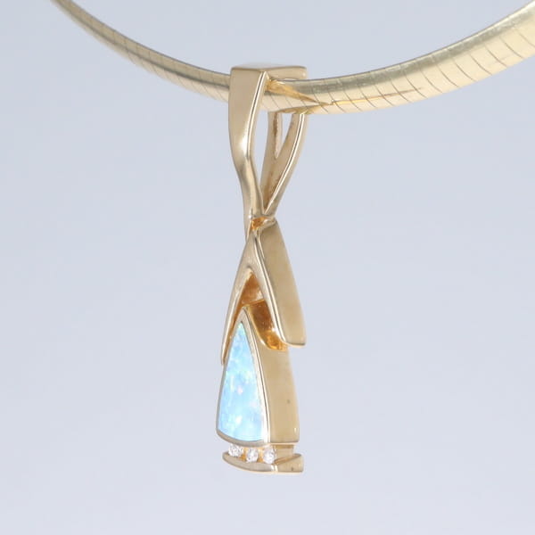 Opal Pendant Triangle Inlaid Design with .06ctw Round Diamonds