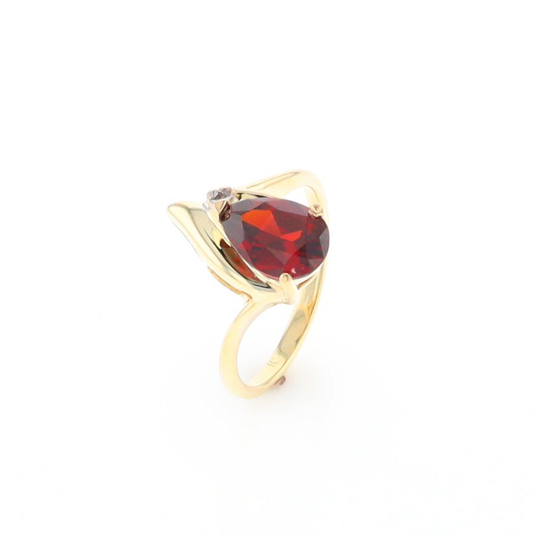 Pear Garnet Ring