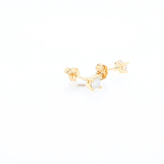 0.39ctw Diamond Stud Earrings