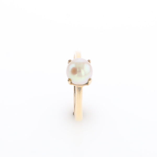 Solitaire Cultured Pearl Ring