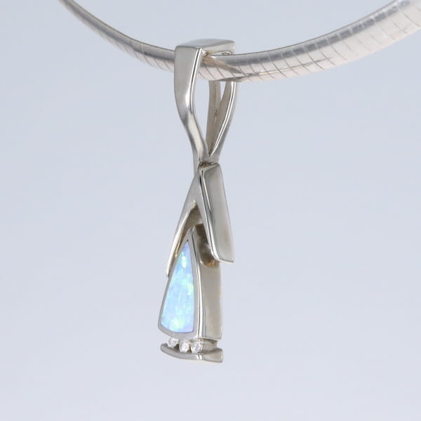 Opal Pendant Triangle Inlaid Design with .06ctw Round Diamonds