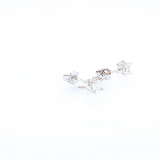 0.51ctw Diamond Stud Earrings