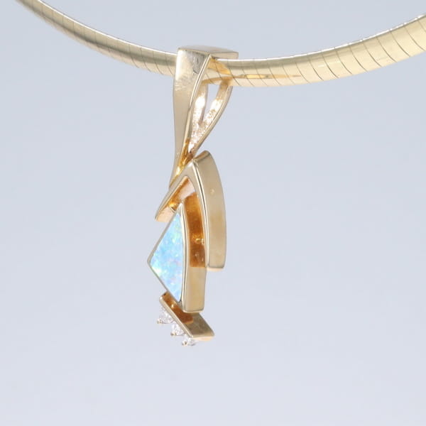 Opal Pendant Triangle Inlaid Design with .07ctw Round Diamonds