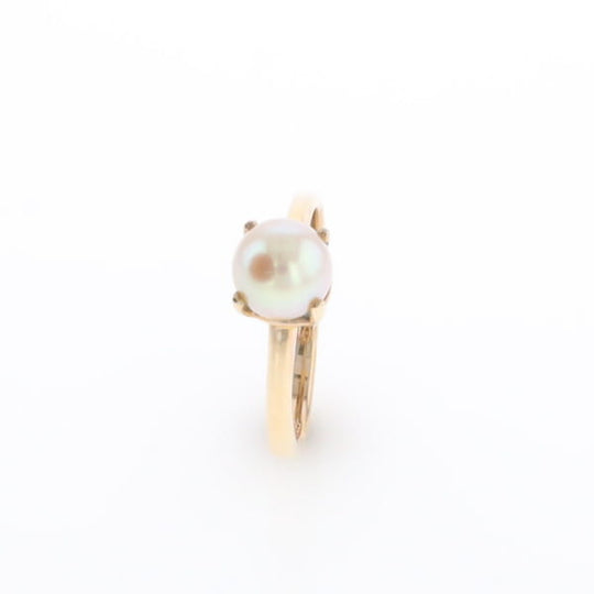 Solitaire Cultured Pearl Ring