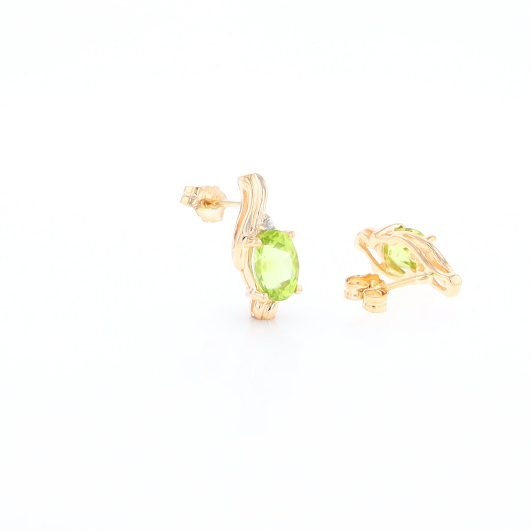 Peridot Ribbon Stud Earrings