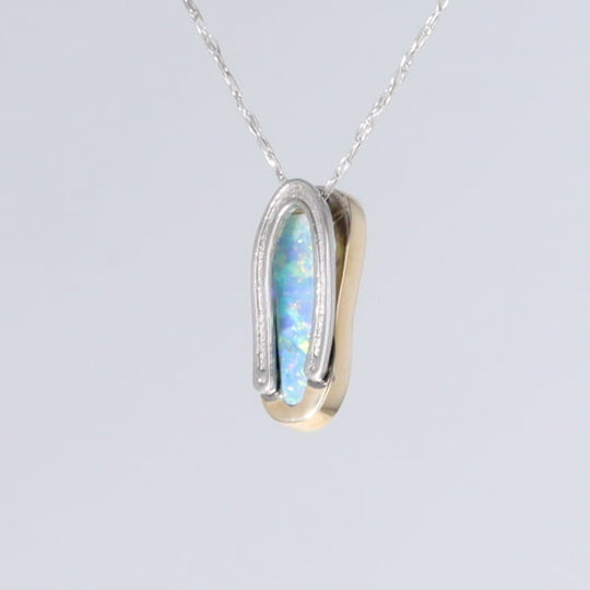 Opal Pendant Inlaid Single Sandal Design