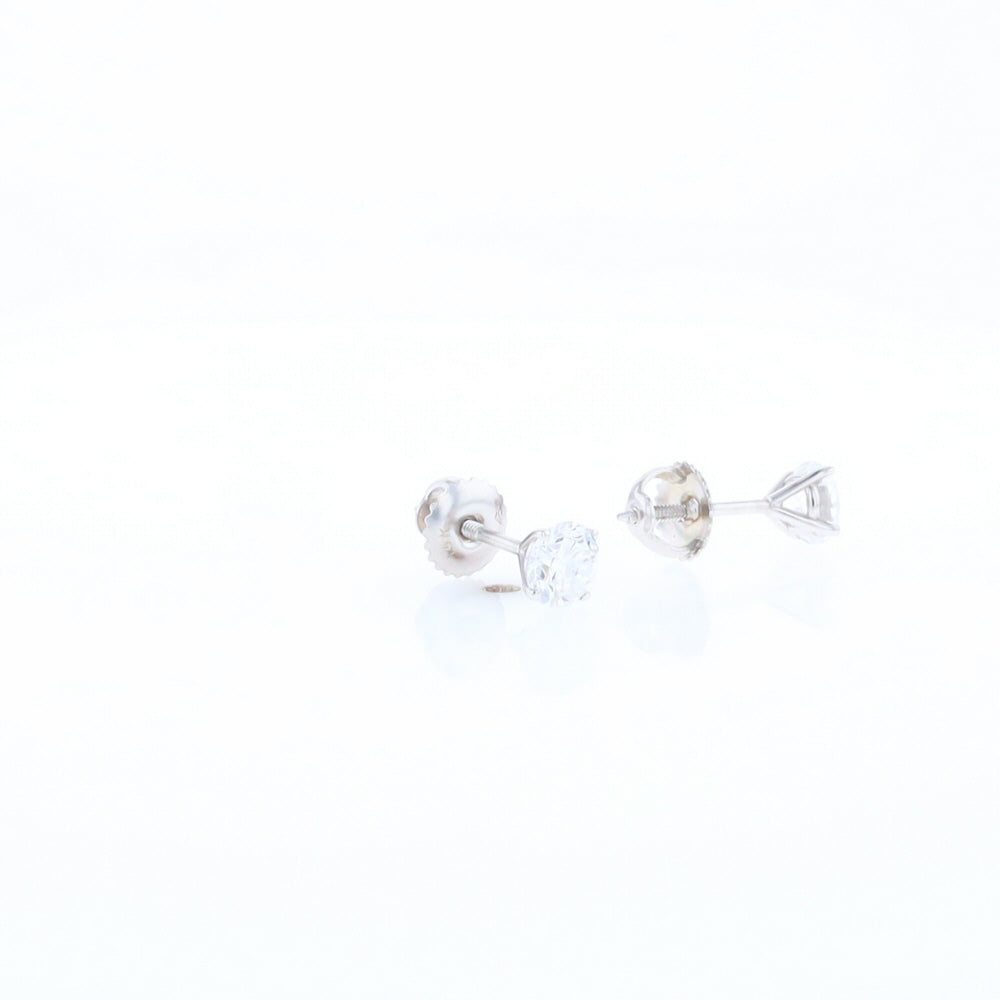 1.06ctw Diamond Stud Earrings