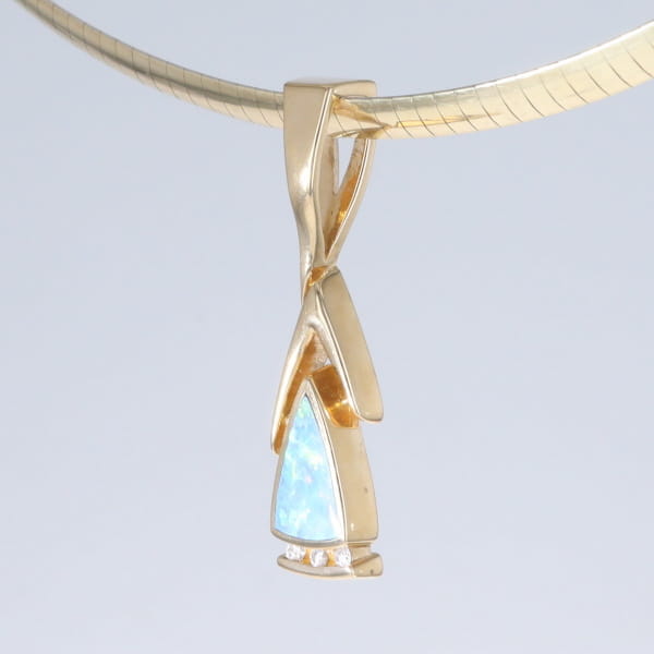 Opal Pendant Triangle Inlaid Design with .06ctw Round Diamonds