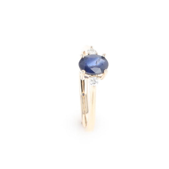 Oval Sapphire Ring With 2 Accent Diamonds