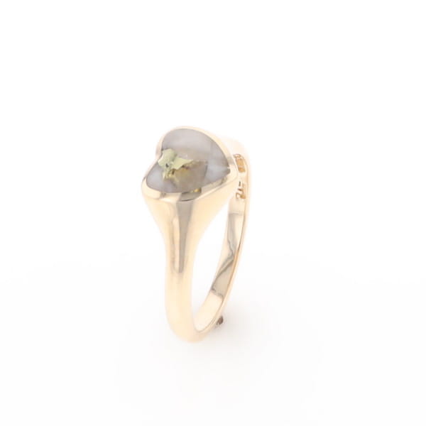 Gold Quartz Ring Heart Shape Inlaid Design