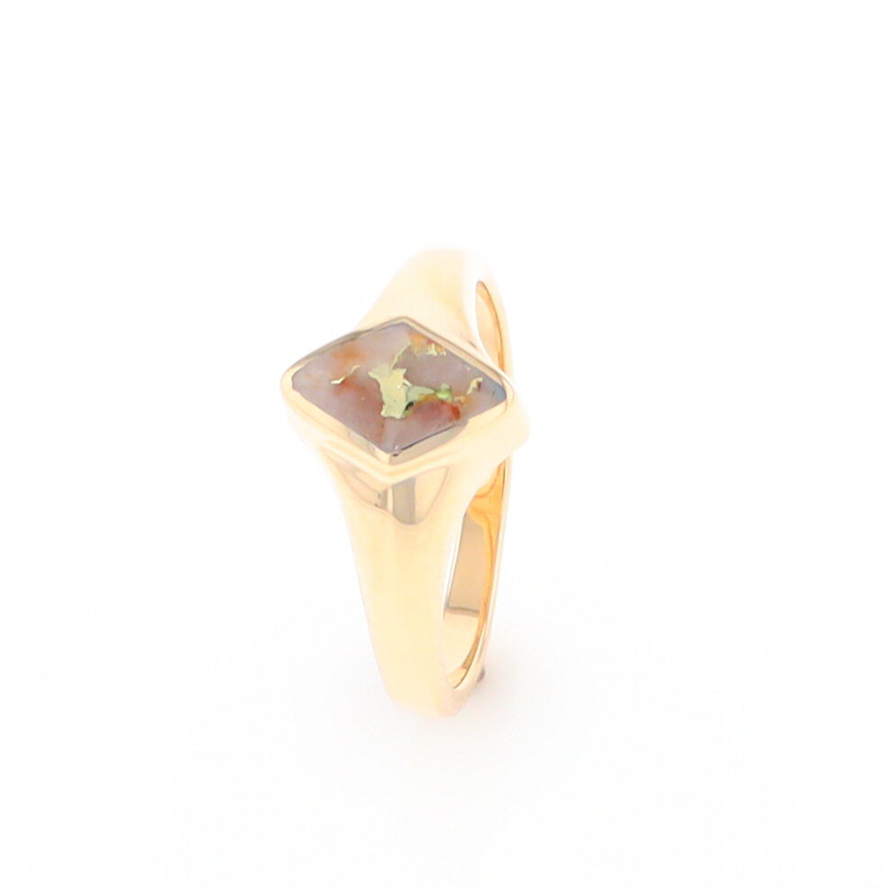 Gold Quartz Ring Diamond Shape Inlaid Design