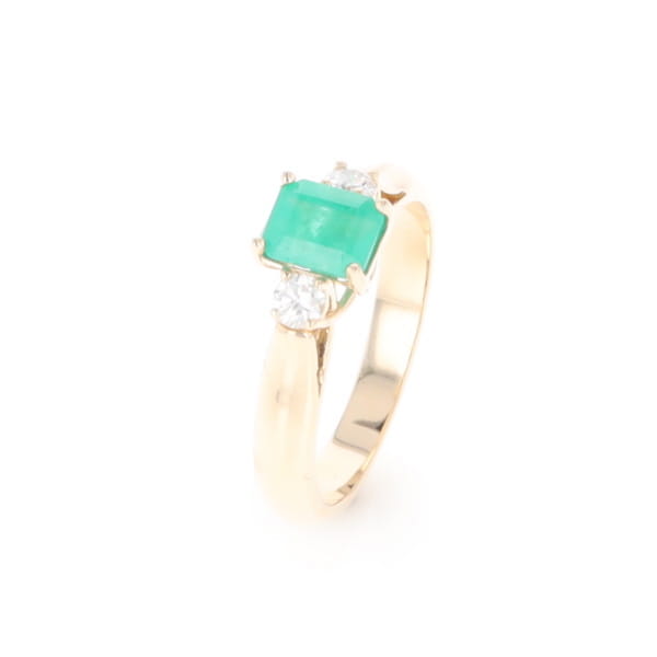 Emerald 3-Stone Trellis Ring
