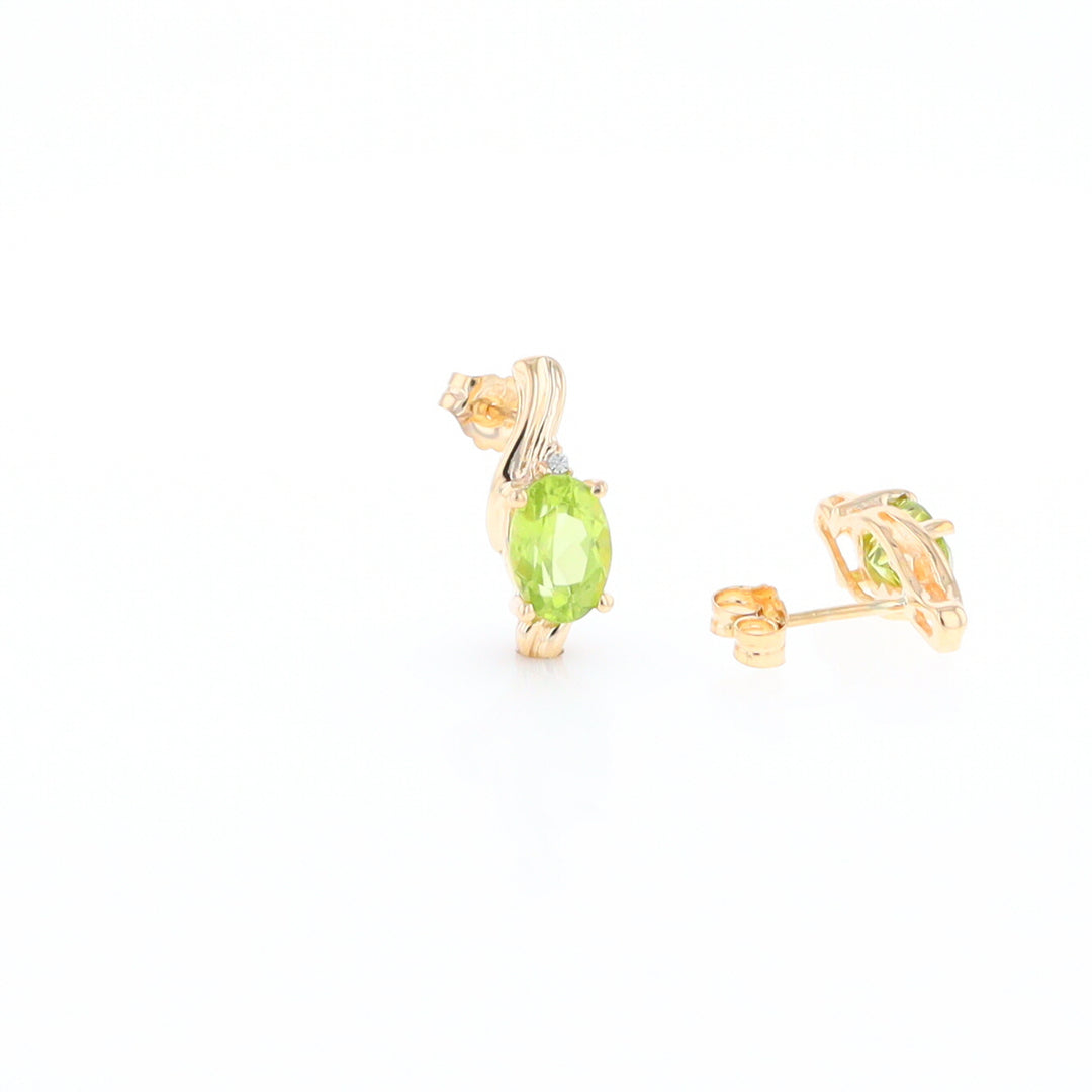 Peridot Ribbon Stud Earrings