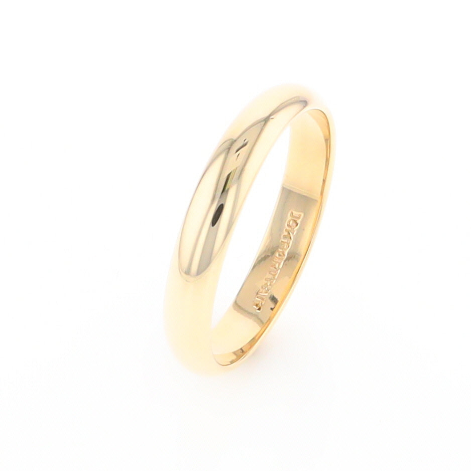 Plain Gold Men's Wedding Band