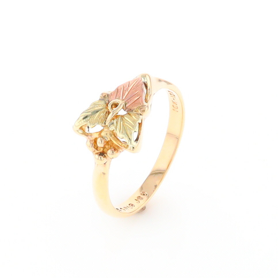 Black Hills Gold Grape Leaf Ring