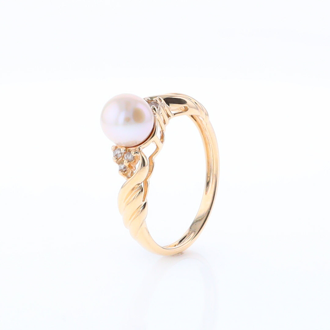 Pearl and Diamond Twist Ring