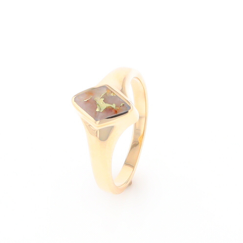 Gold Quartz Ring Diamond Shape Inlaid Design