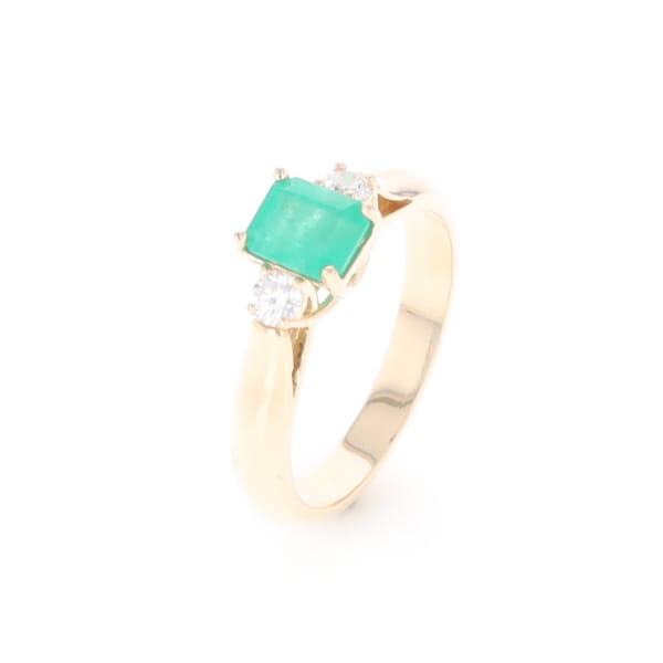 Emerald 3-Stone Trellis Ring