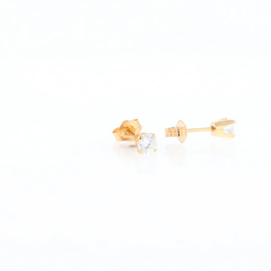 0.34ctw Diamond Stud Earrings