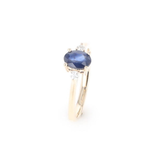 Oval Sapphire Ring With 2 Accent Diamonds