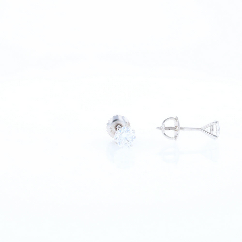 1.06ctw Diamond Stud Earrings