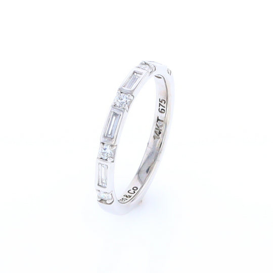 Modern Elegance Diamond Ring