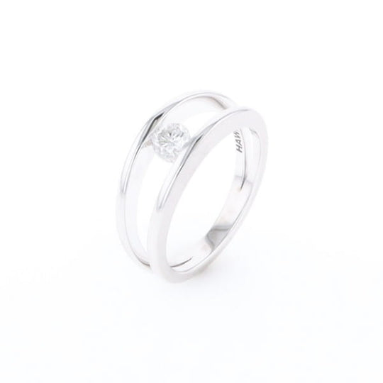 Kiss Ring