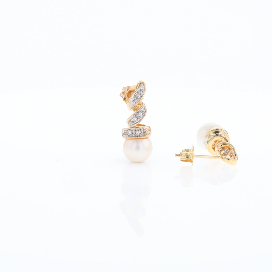 Pearl Spiral Stud Earrings