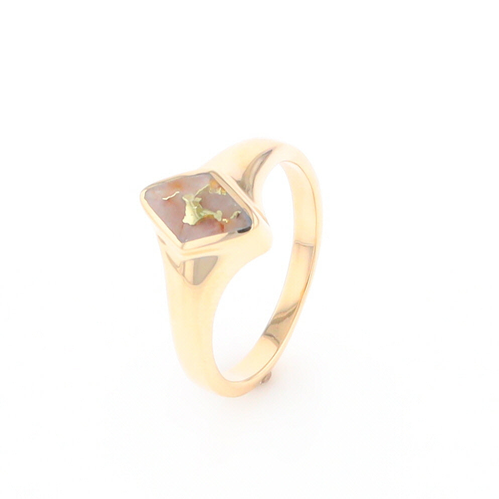 Gold Quartz Ring Diamond Shape Inlaid Design