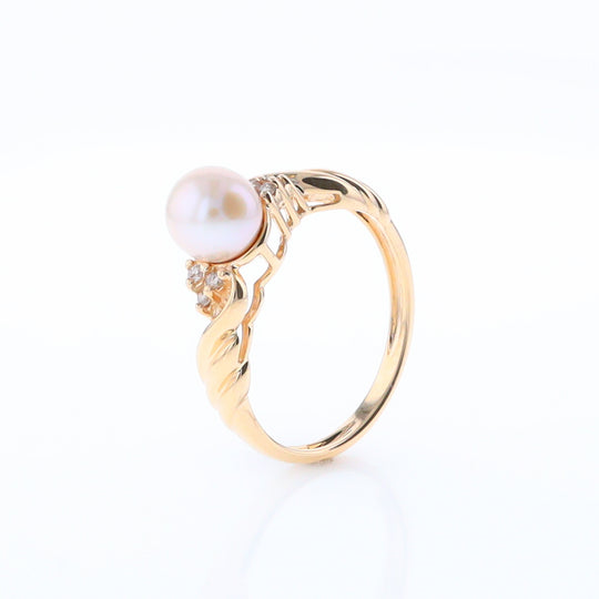 Pearl and Diamond Twist Ring