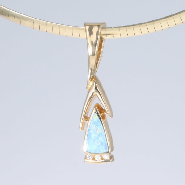 Opal Pendant Triangle Inlaid Design with .06ctw Round Diamonds
