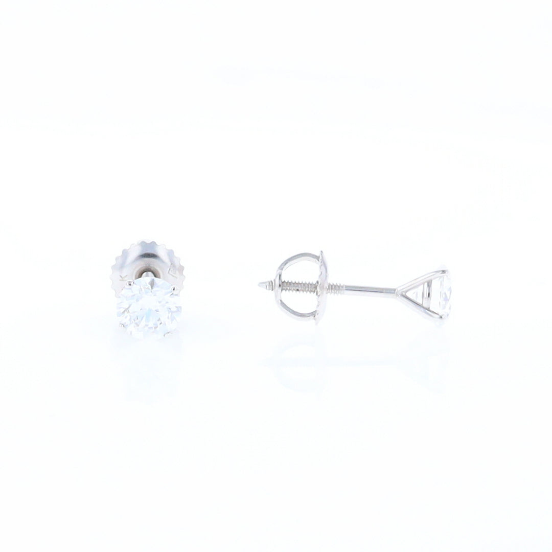 1.06ctw Diamond Stud Earrings