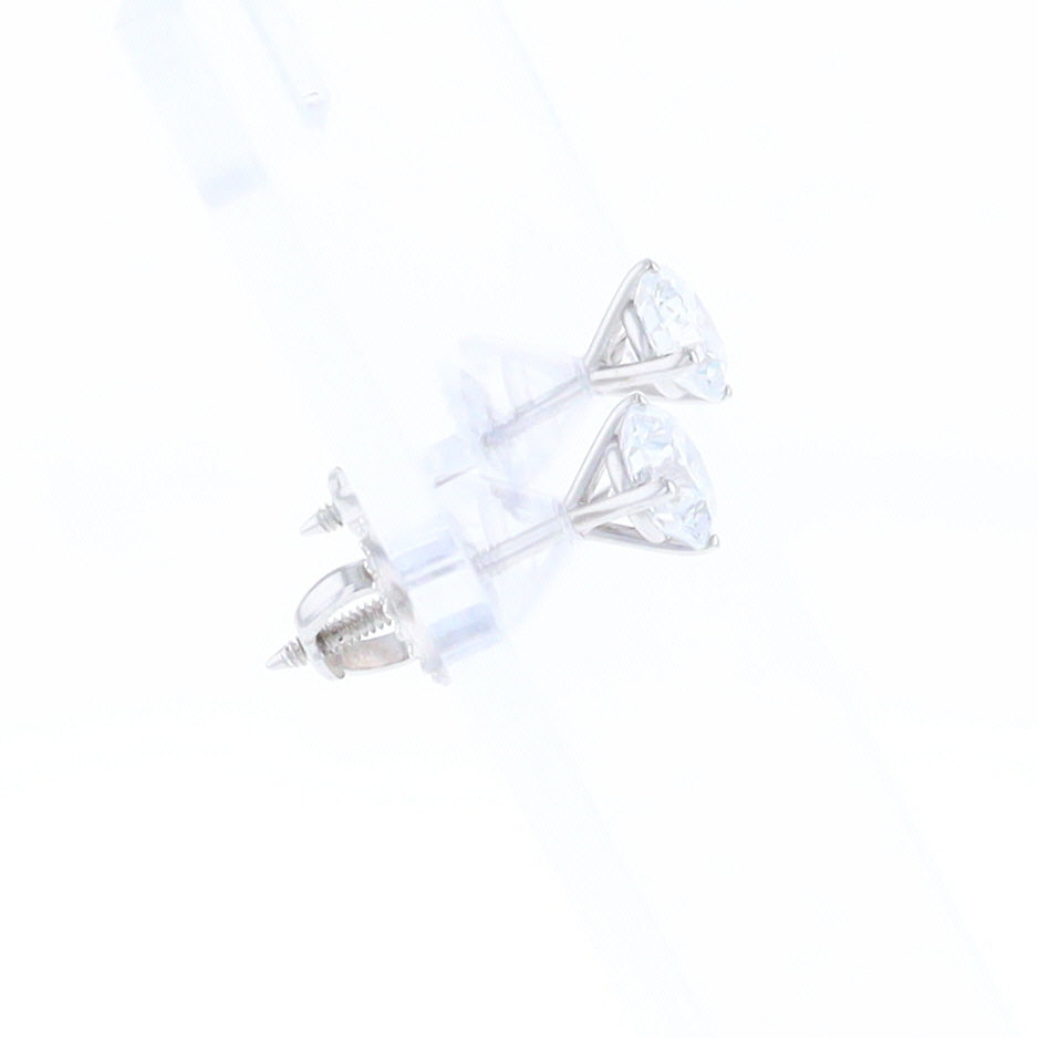 1.06ctw Diamond Stud Earrings