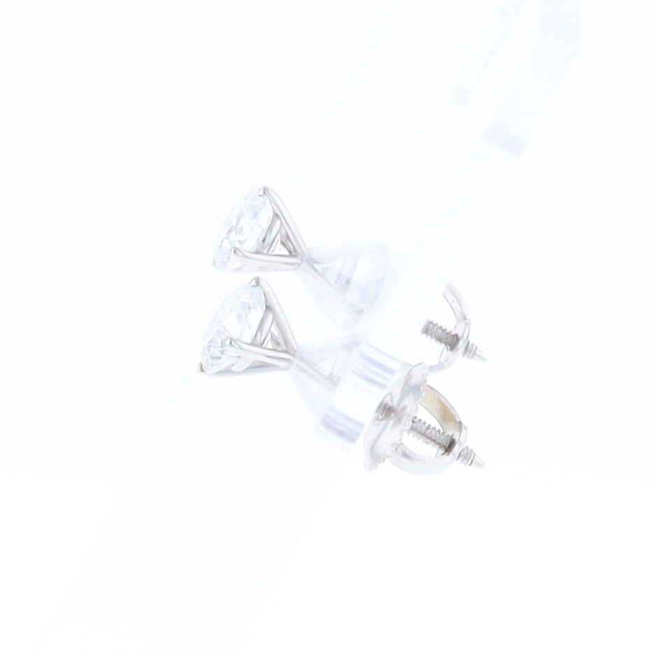 1.06ctw Diamond Stud Earrings