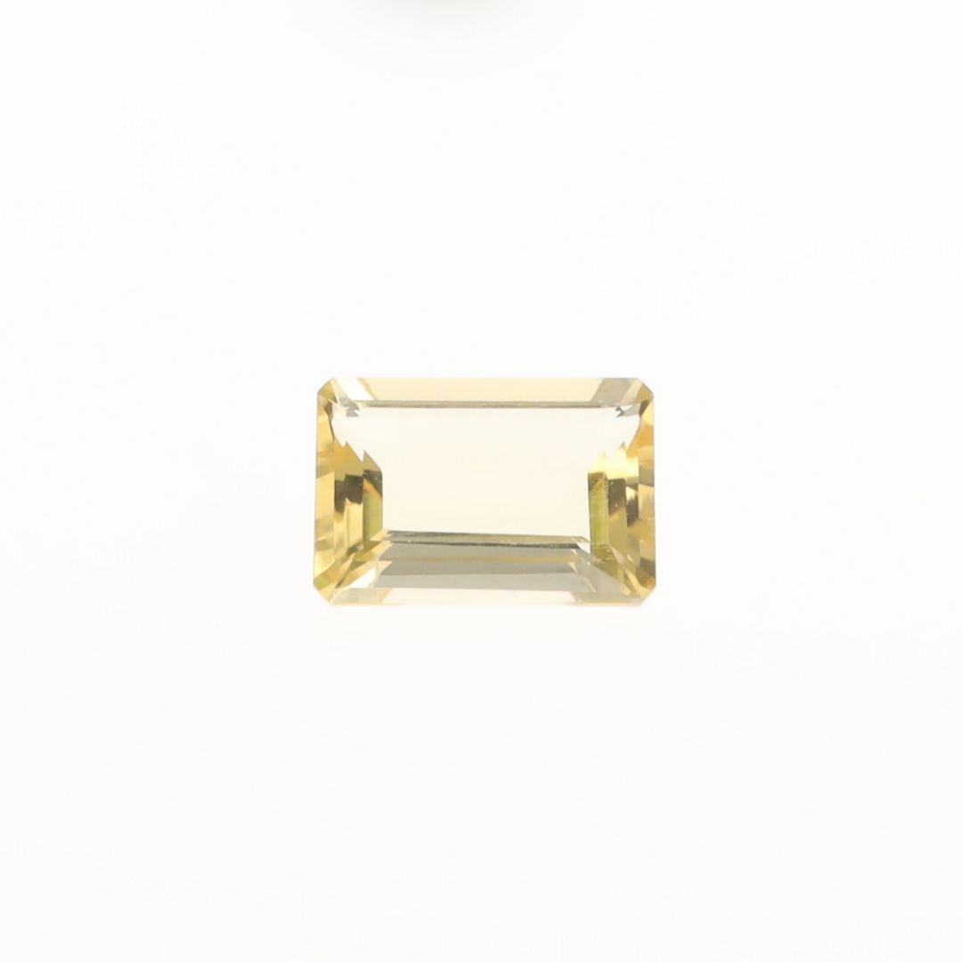 3.88cts Emerald Cut Scapolite
