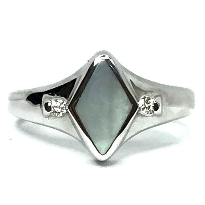 Mother Of Pearl Diamond Shape Inlaid .05Ct Diamond Ring